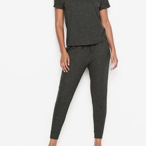 Victoria's secret xs thermal set